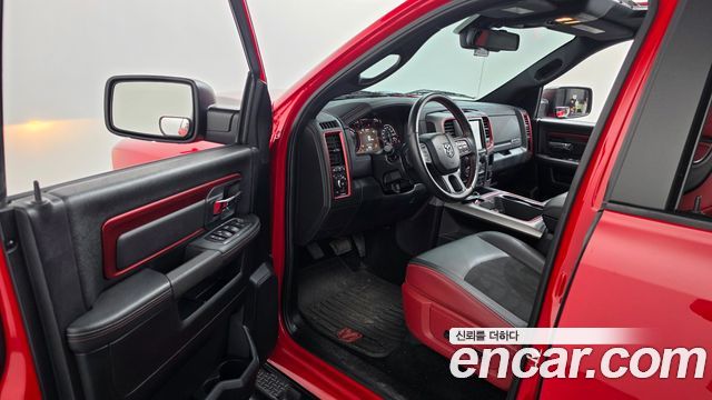 Dodge Ram Pick Up 2016 — photo 10