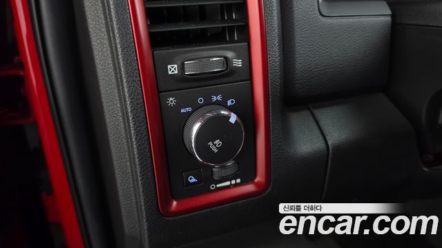 Dodge Ram Pick Up 2016 — photo 14