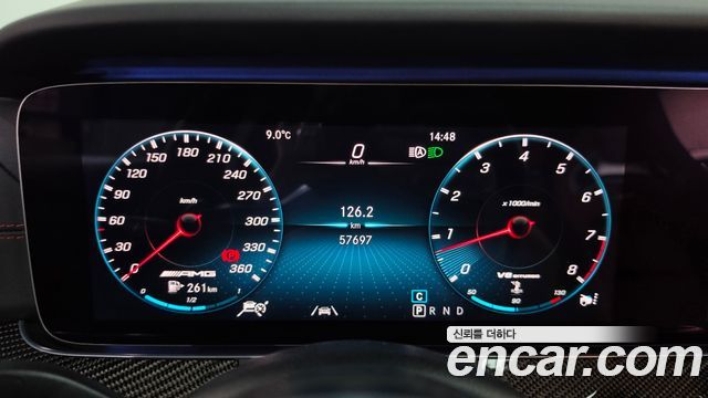 Mercedes-Benz AMG GT 2020 — photo 11