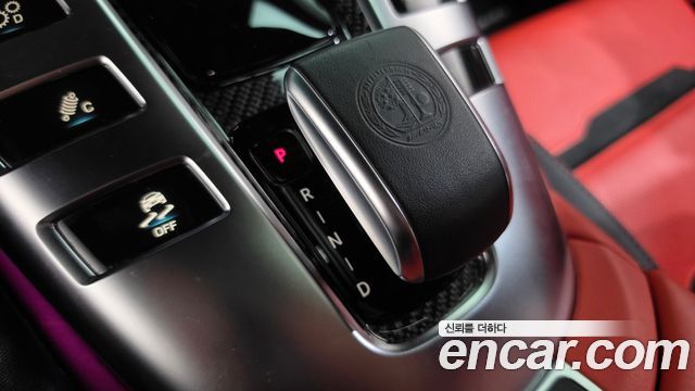 Mercedes-Benz AMG GT 2020 — photo 12