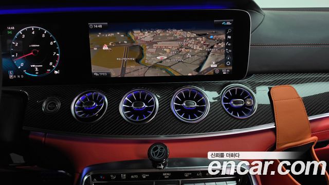 Mercedes-Benz AMG GT 2020 — photo 18