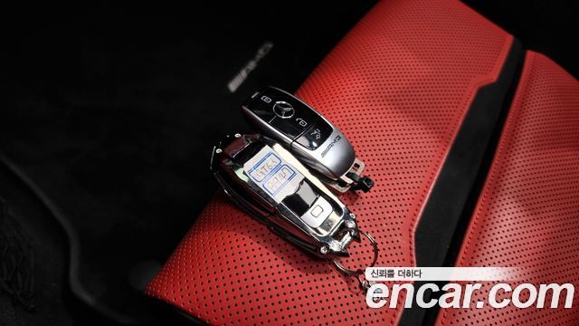 Mercedes-Benz AMG GT 2020 — photo 21