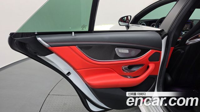 Mercedes-Benz AMG GT 2020 — photo 15