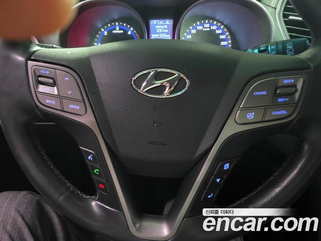 Hyundai Santafe 2014 — photo 11