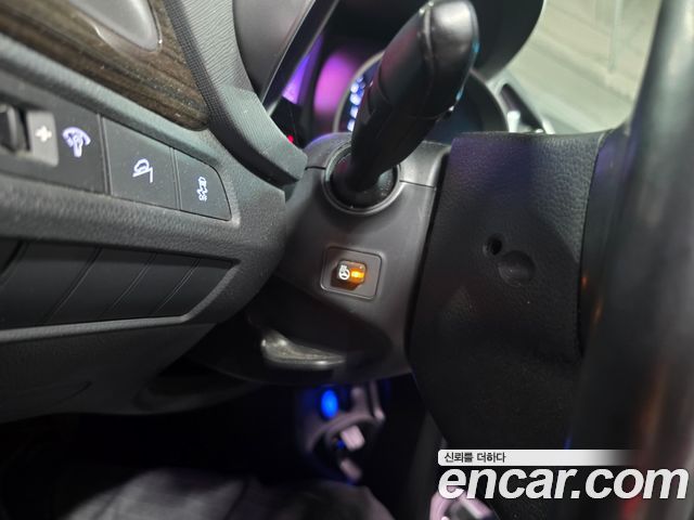 Hyundai Santafe 2014 — photo 13