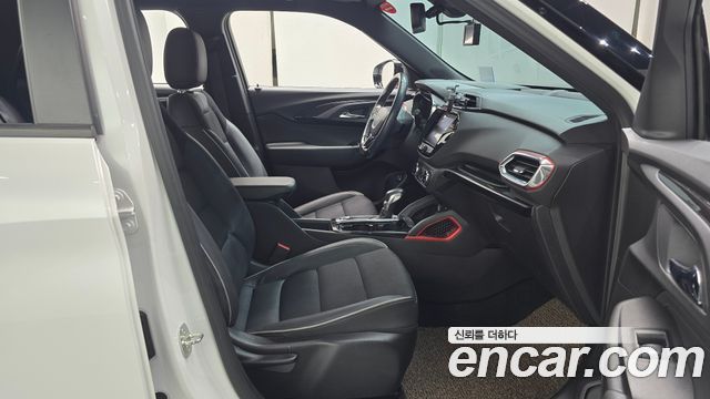 Chevrolet Korea Trailblazer 2021 — photo 12