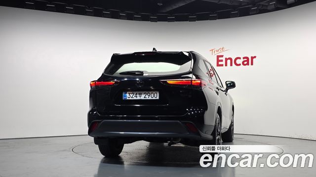 Toyota Highlander 2025 — photo 4