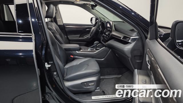 Toyota Highlander 2025 — photo 17