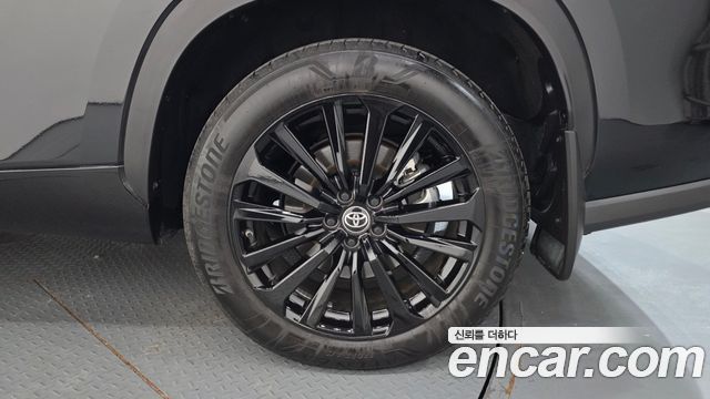 Toyota Highlander 2025 — photo 7