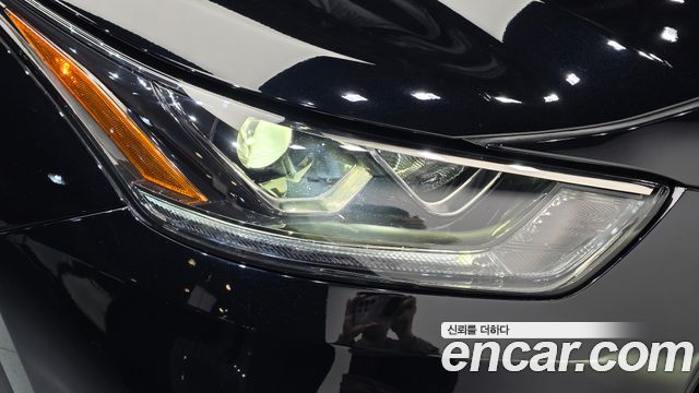 Toyota Highlander 2025 — photo 8