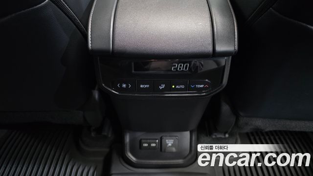 Toyota Highlander 2025 — photo 31