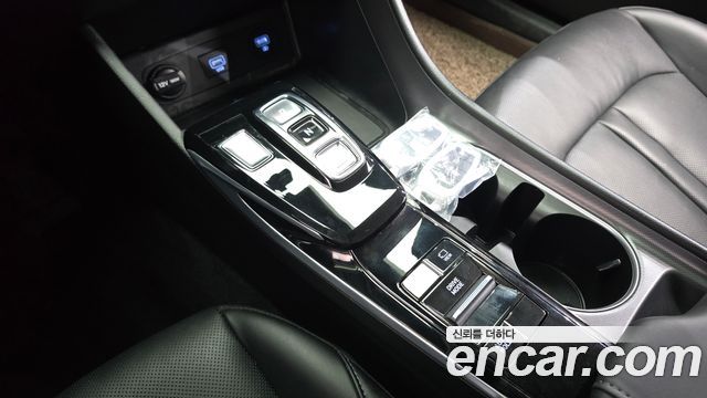 Hyundai Sonata 2023 — photo 9