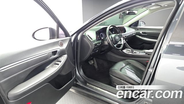 Hyundai Sonata 2023 — photo 10