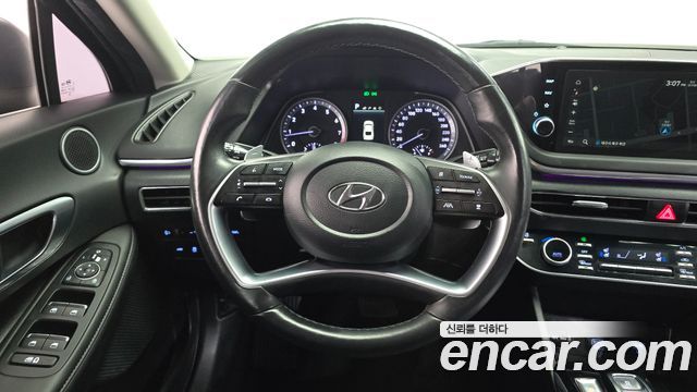 Hyundai Sonata 2023 — photo 12