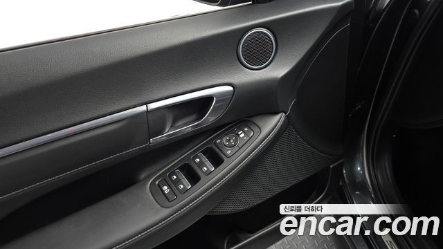 Hyundai Sonata 2023 — photo 20