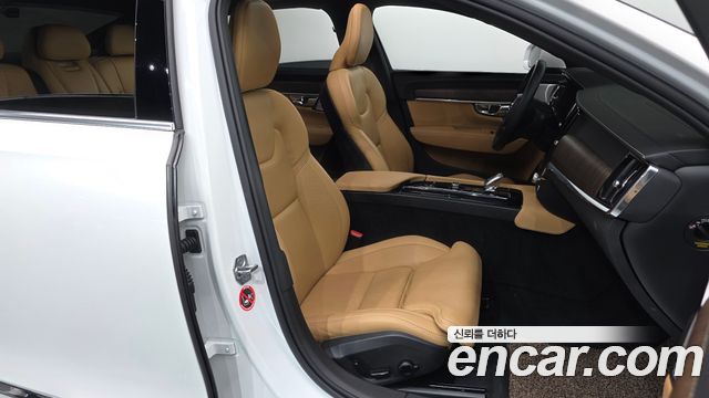Volvo S90 2022 — photo 17