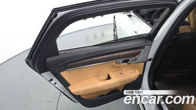 Volvo S90 2022 — photo 15