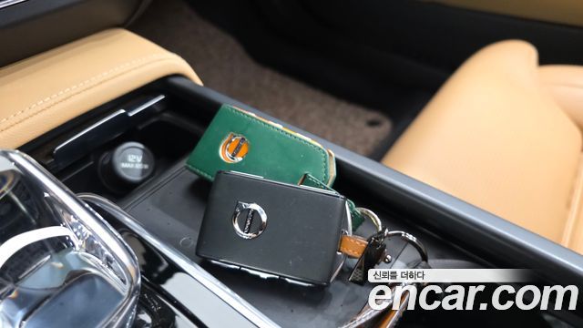 Volvo S90 2022 — photo 16