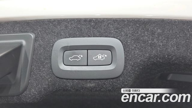 Volvo S90 2022 — photo 35