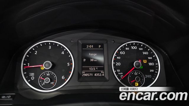 Volkswagen Tiguan 2016 — photo 8