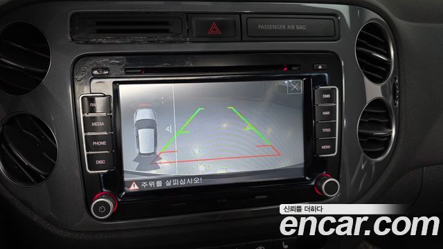 Volkswagen Tiguan 2016 — photo 15