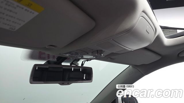 Volkswagen Tiguan 2016 — photo 18