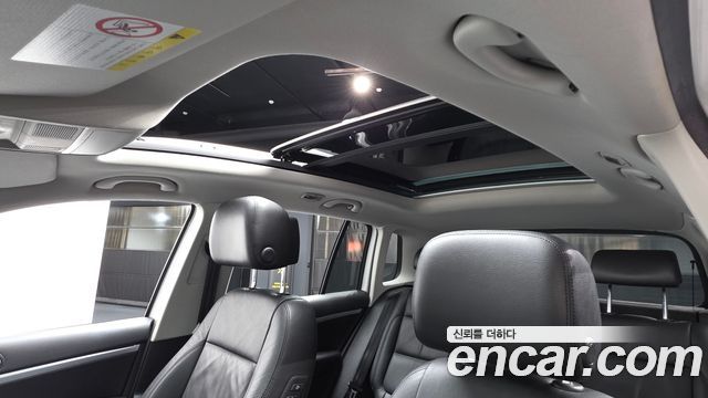 Volkswagen Tiguan 2016 — photo 19
