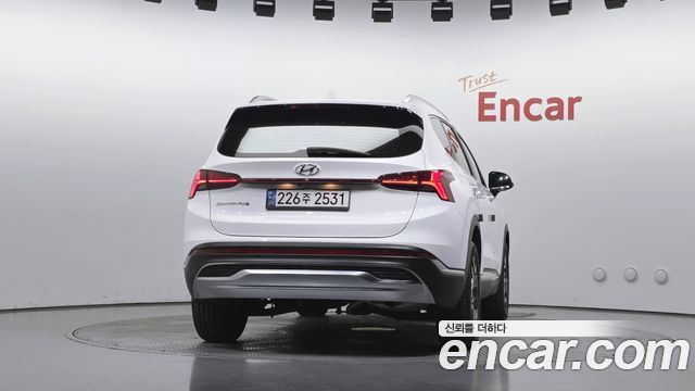 Hyundai Santafe 2022 — photo 4