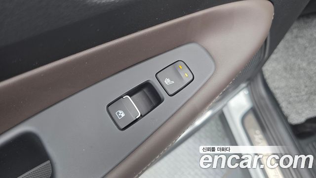 Hyundai Santafe 2022 — photo 28