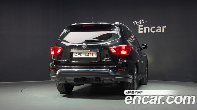 Nissan Pathfinder 2017 — photo 4