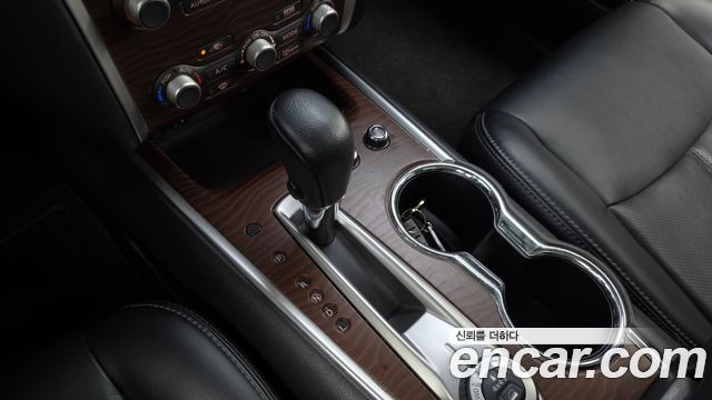 Nissan Pathfinder 2017 — photo 12