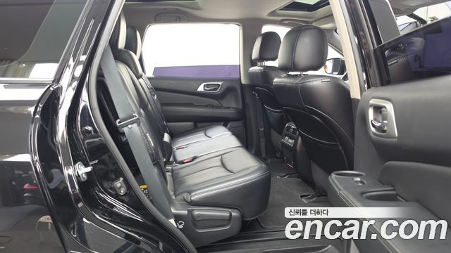 Nissan Pathfinder 2017 — photo 18