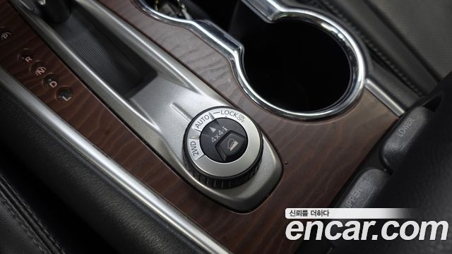 Nissan Pathfinder 2017 — photo 21