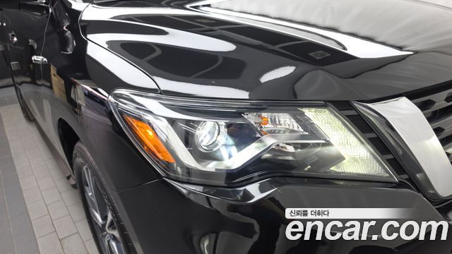 Nissan Pathfinder 2017 — photo 8