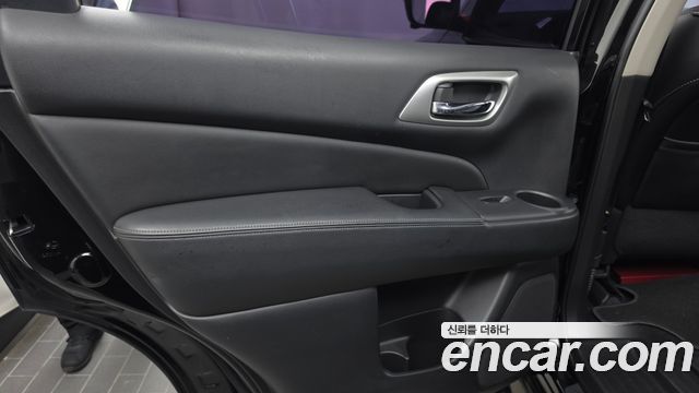 Nissan Pathfinder 2017 — photo 15