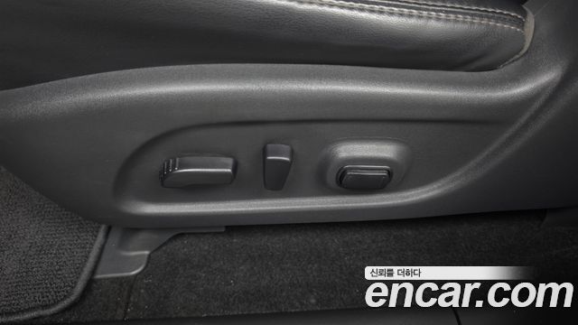Nissan Pathfinder 2017 — photo 31