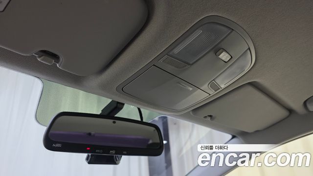 Hyundai AVANTE 2018 — photo 25