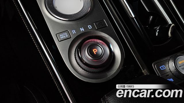 Genesis GV80 2020 — photo 9