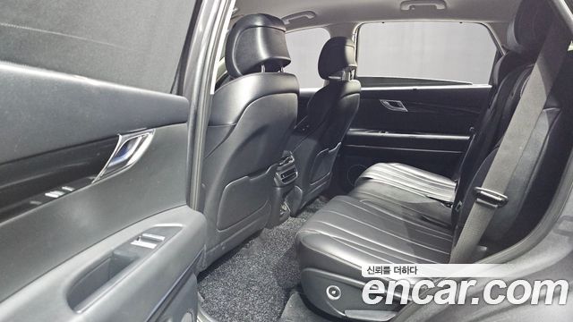 Genesis GV80 2020 — photo 12