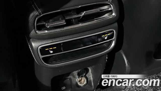 Genesis GV80 2020 — photo 18