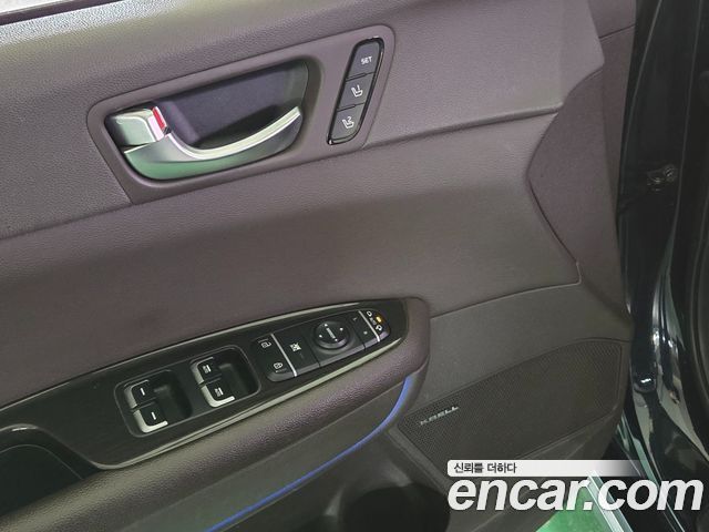 Kia K5 2019 — photo 15