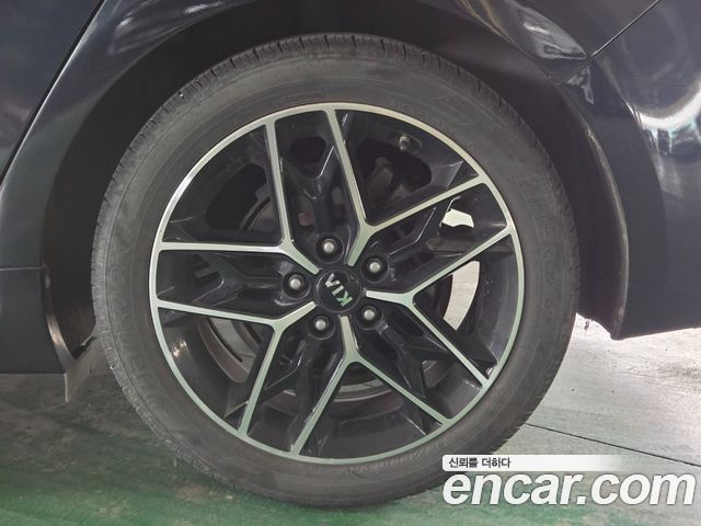 Kia K5 2019 — photo 20