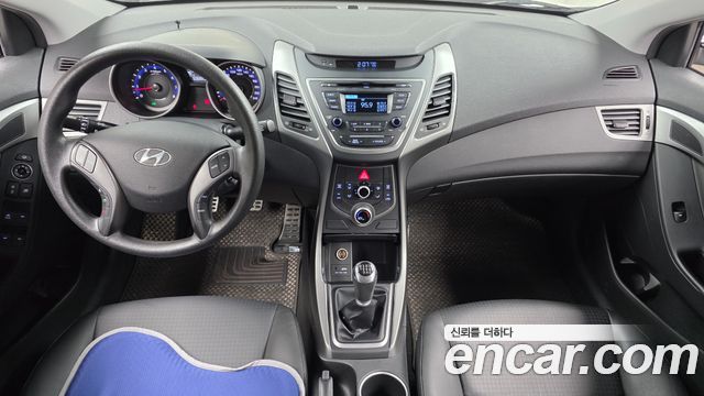 Hyundai AVANTE 2015 — photo 7