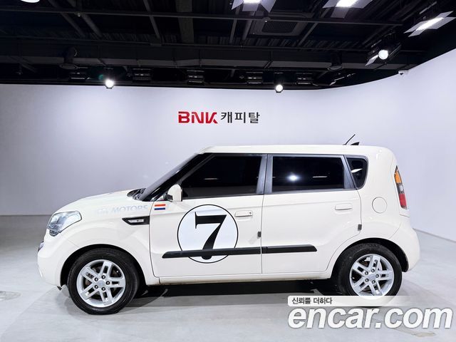 Kia Soul 2010 — photo 3