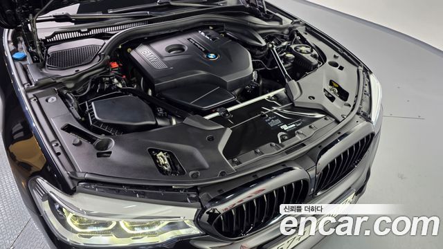 BMW 5-Series 2017 — photo 6