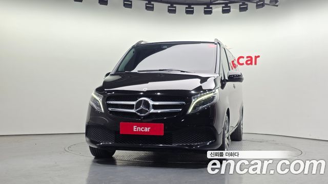 Mercedes-Benz V-Class 2021 — photo 3