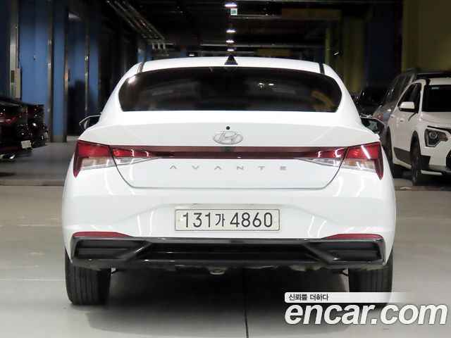 Hyundai AVANTE 2023 — photo 4