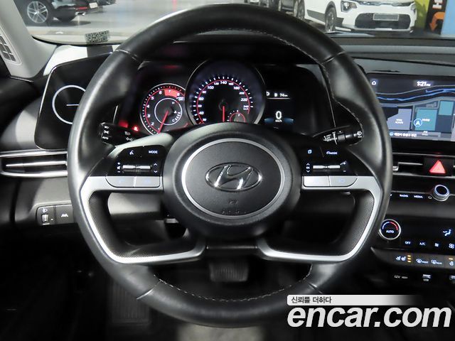 Hyundai AVANTE 2023 — photo 13