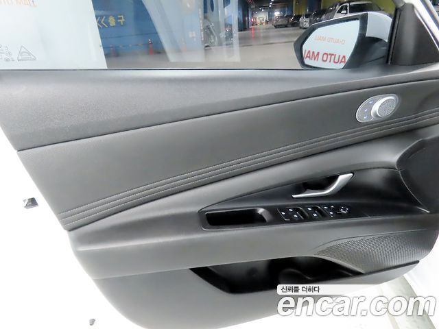 Hyundai AVANTE 2023 — photo 16
