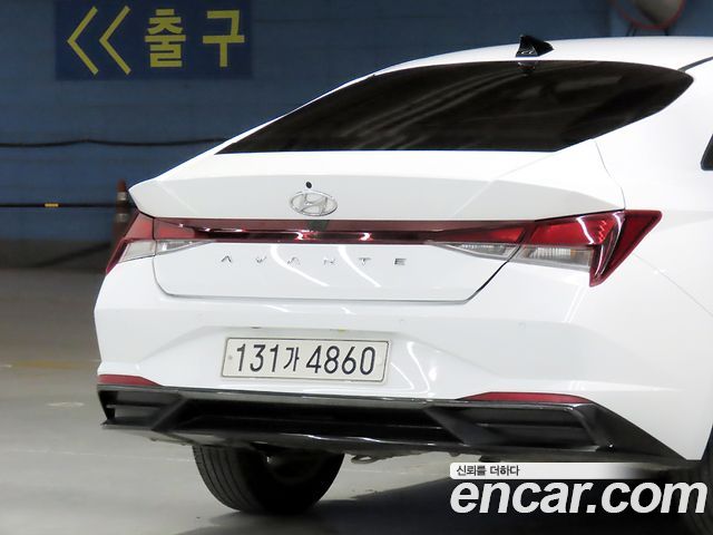Hyundai AVANTE 2023 — photo 19